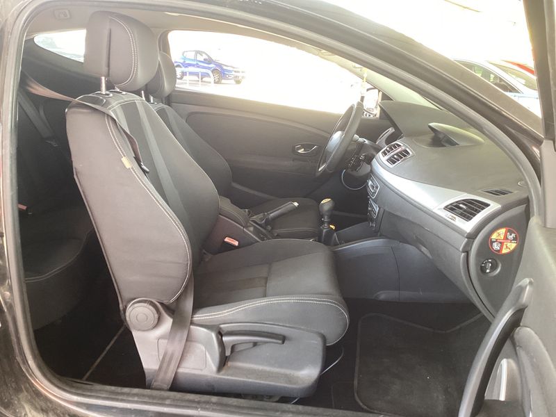 Renault Megane 1.6 Dynamique 2010 – снимка 3