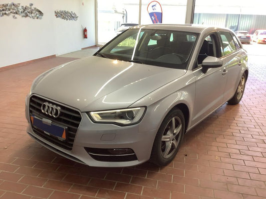 Audi A3 Sportback 1.4 TFSI ACT ultra Attraction 2014 – снимка 1