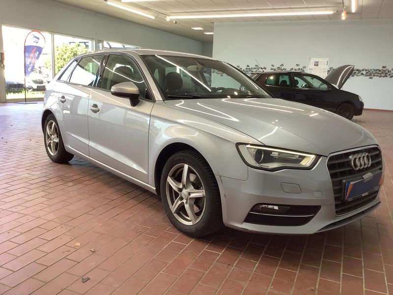 Audi A3 Sportback 1.4 TFSI ACT ultra Attraction 2014 – снимка 12