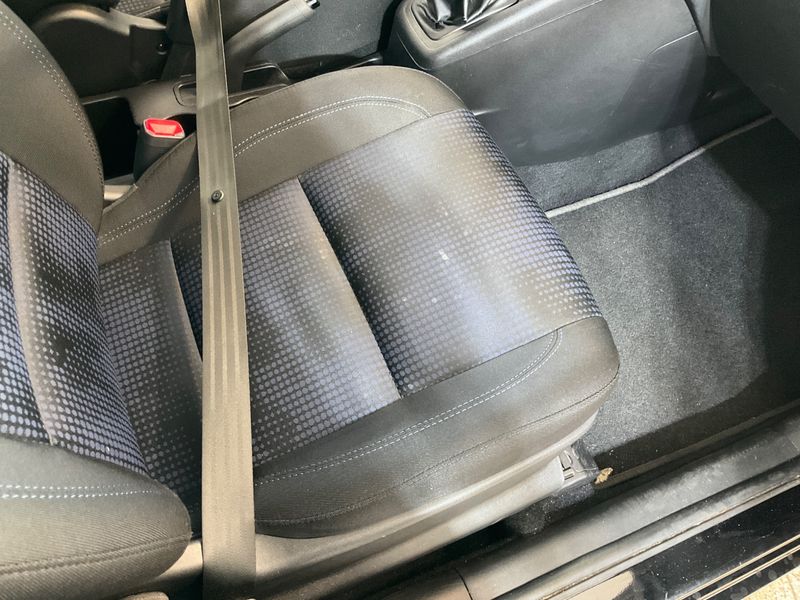Hyundai ix20 1.4 Classic 2013 – снимка 26