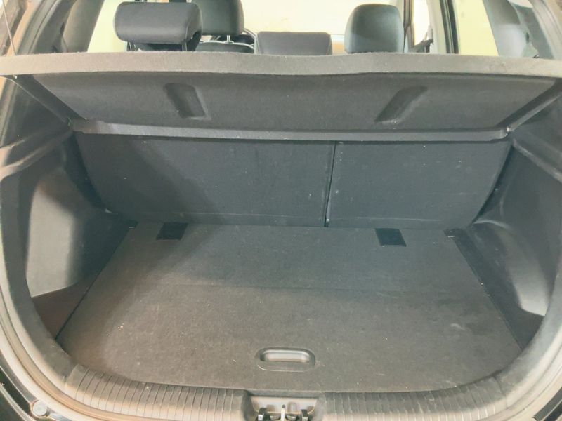 Hyundai ix20 1.4 Classic 2013 – снимка 15