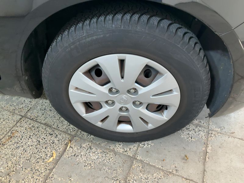 Hyundai ix20 1.4 Classic 2013 – снимка 11