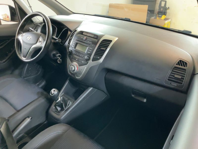 Hyundai ix20 1.4 Classic 2013 – снимка 17