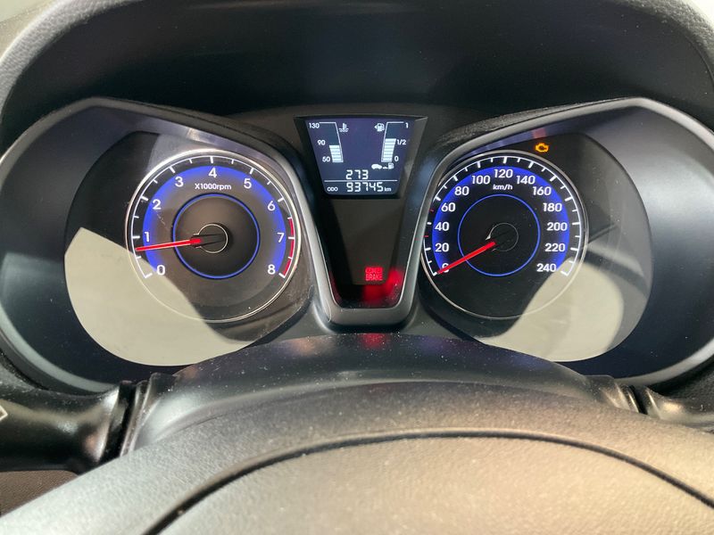 Hyundai ix20 1.4 Classic 2013 – снимка 18