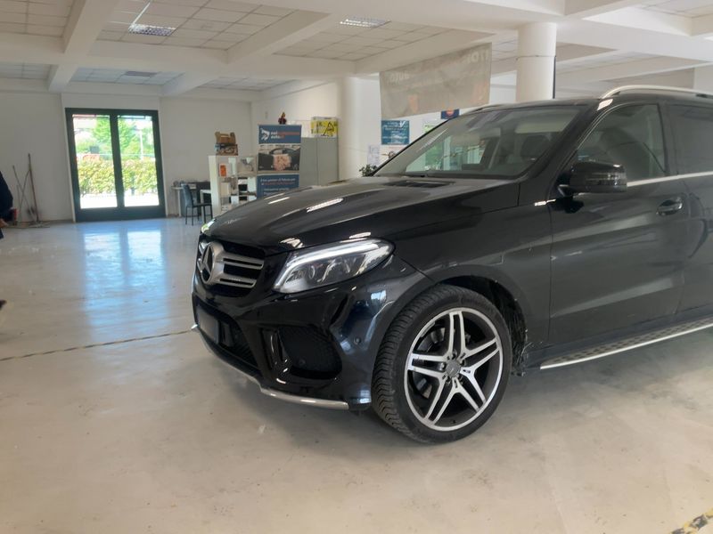 Mercedes-Benz GLE-Klasse GLE 350 d 4Matic Premium 2018 – снимка 2