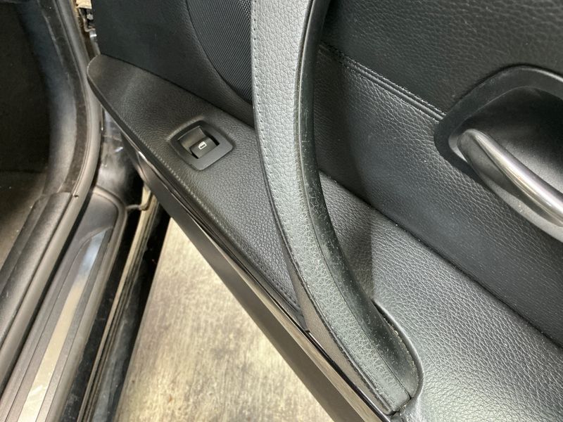 BMW 3er 325i 2007 – снимка 30
