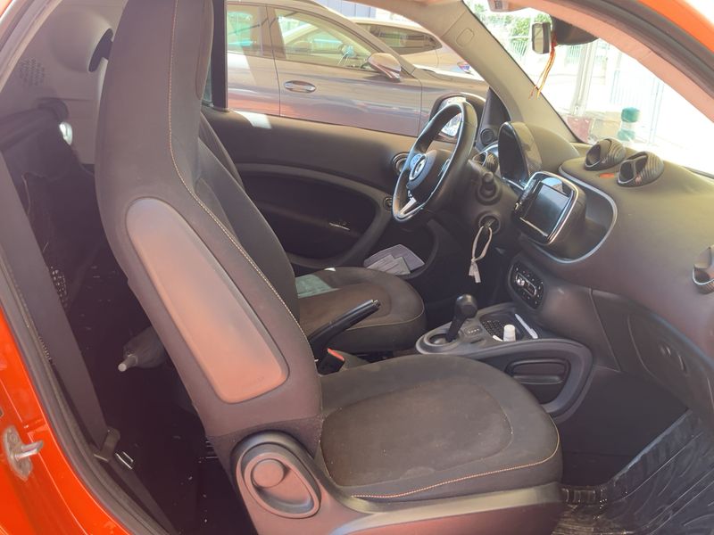 Smart fortwo 1.0 Basis passion 2015 – снимка 16