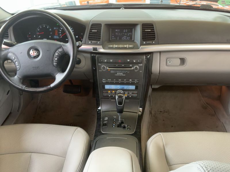 Kia Opirus 3.8 V6 Basis 2009 – снимка 17