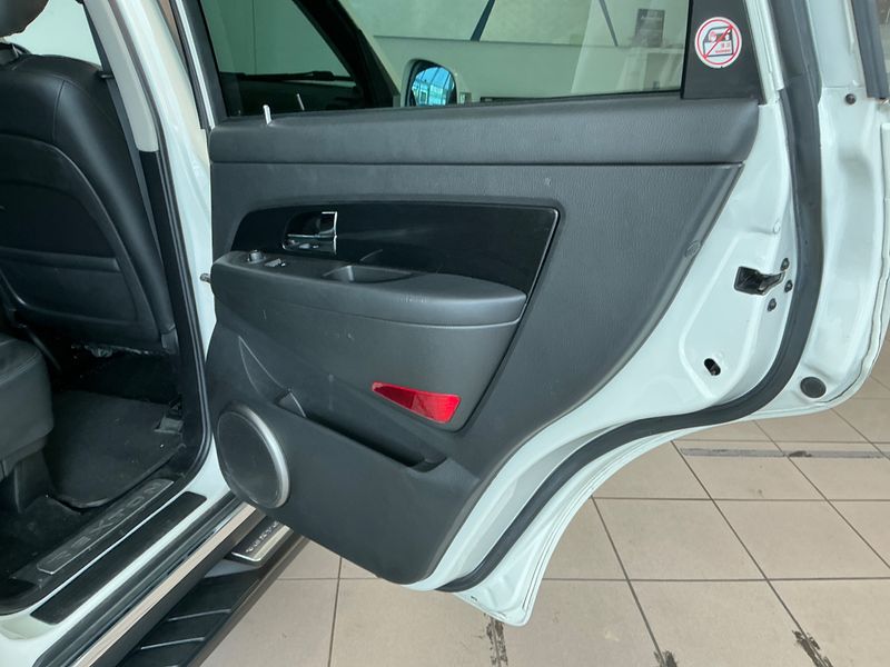Ssangyong Rexton 2.2 TD Sapphire 4x4 2016 – снимка на щета