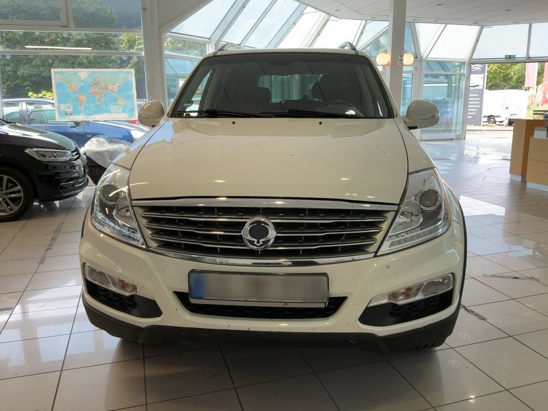 Ssangyong Rexton 2.2 TD Sapphire 4x4 2016 – снимка на щета