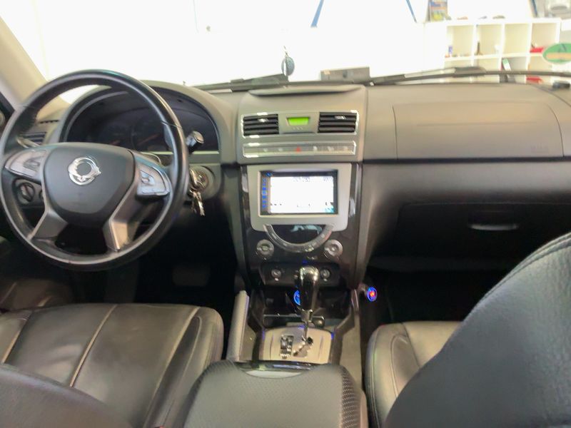 Ssangyong Rexton 2.2 TD Sapphire 4x4 2016 – снимка 12