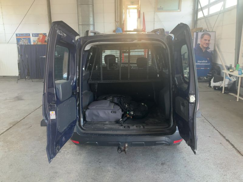 Dacia Dokker 1.6 SCe LPG Essential 2019 – снимка 15