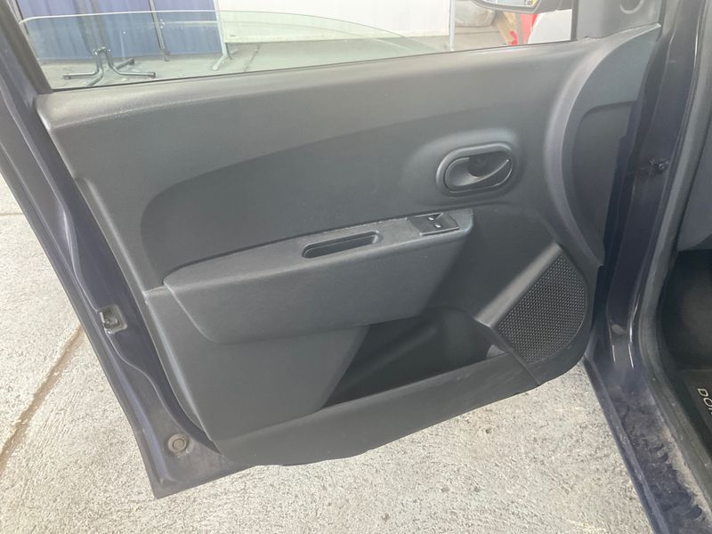 Dacia Dokker 1.6 SCe LPG Essential 2019 – снимка 31