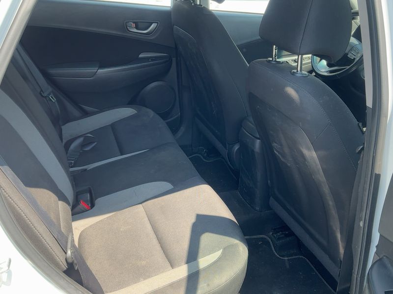 Hyundai Kona 1.6 CRDi Comfort 2WD 2018 – снимка 19