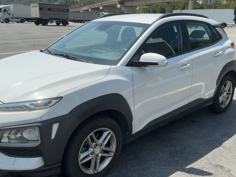 Hyundai Kona 1.6 CRDi Comfort 2WD 2018 – снимка 2