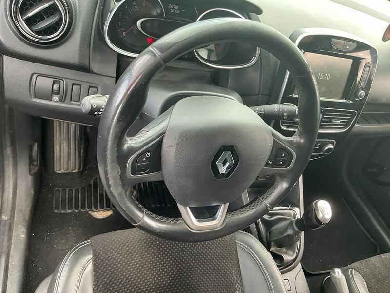 Renault Clio 1.5 dCi Energy Intens 2017 – снимка 28