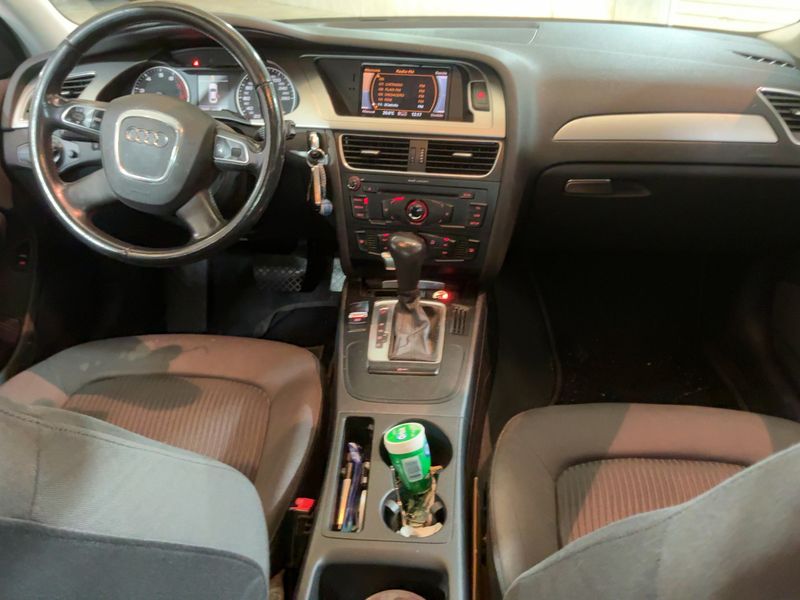 Audi A4 1.8 TFSI 2012 – снимка 17