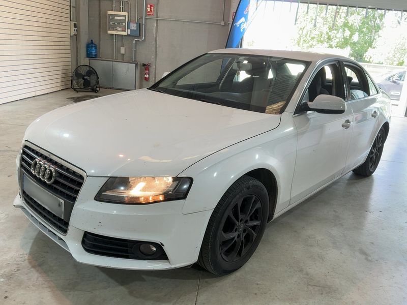 Audi A4 1.8 TFSI 2012 – снимка 1