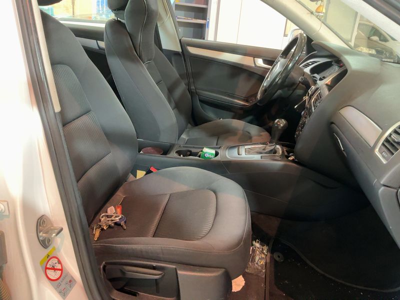 Audi A4 1.8 TFSI 2012 – снимка 16