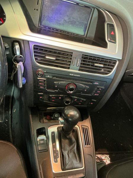 Audi A4 1.8 TFSI 2012 – снимка 26