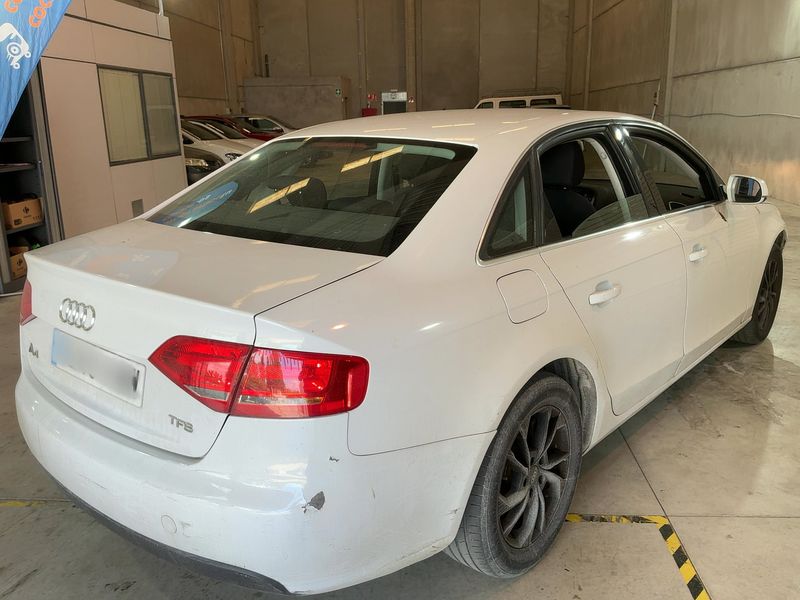 Audi A4 1.8 TFSI 2012 – снимка 8