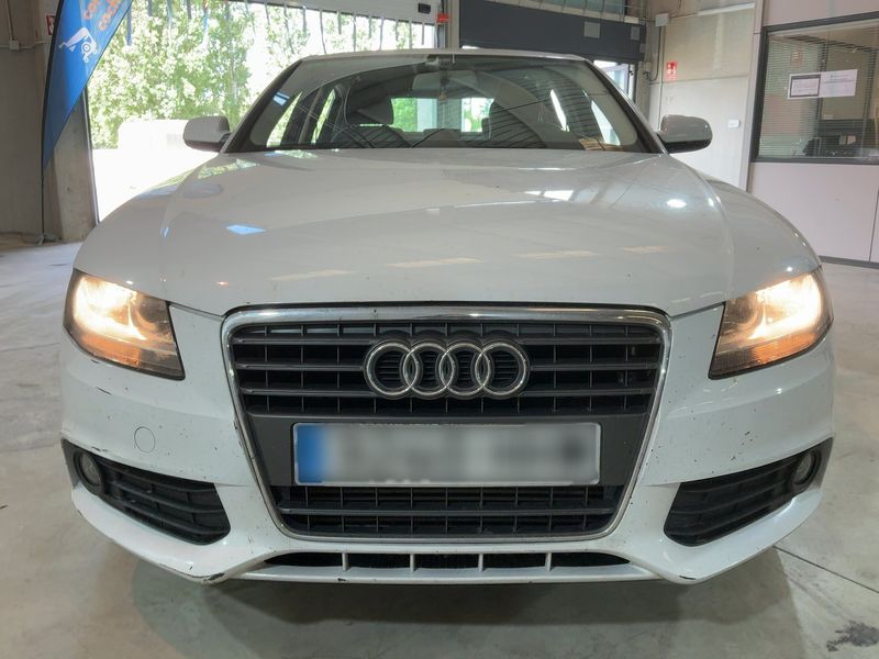 Audi A4 1.8 TFSI 2012 – снимка 14