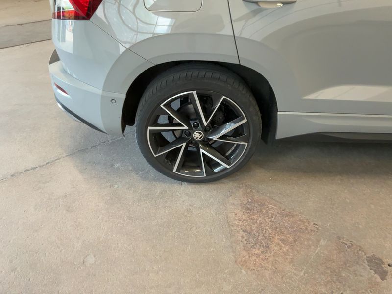 Skoda Karoq 1.5 TSI ACT SportLine 2020 – снимка 9