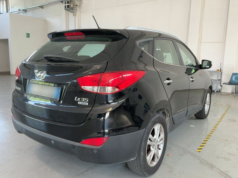 Hyundai ix35 1.7 CRDi Comfort 2WD 2012 – снимка на щета