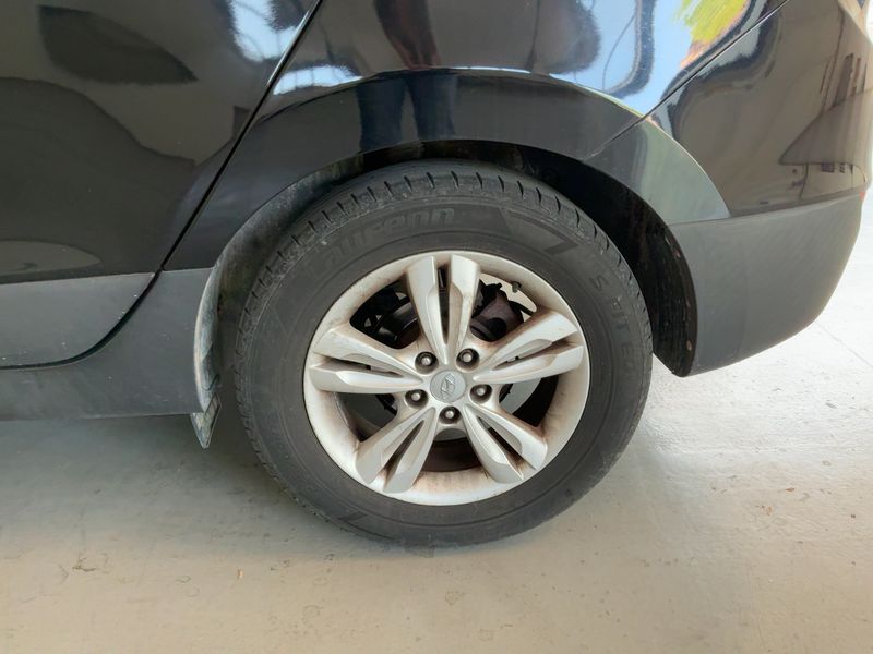 Hyundai ix35 1.7 CRDi Comfort 2WD 2012 – снимка 17