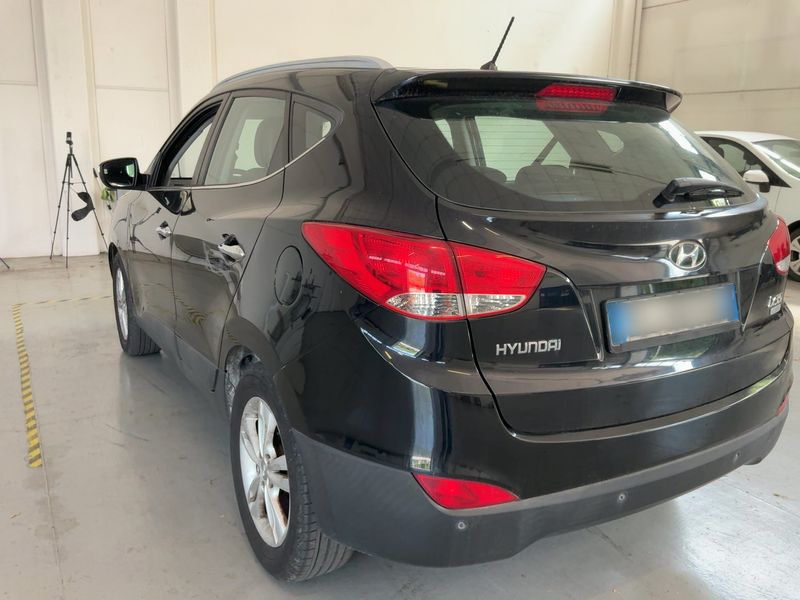 Hyundai ix35 1.7 CRDi Comfort 2WD 2012 – снимка на щета