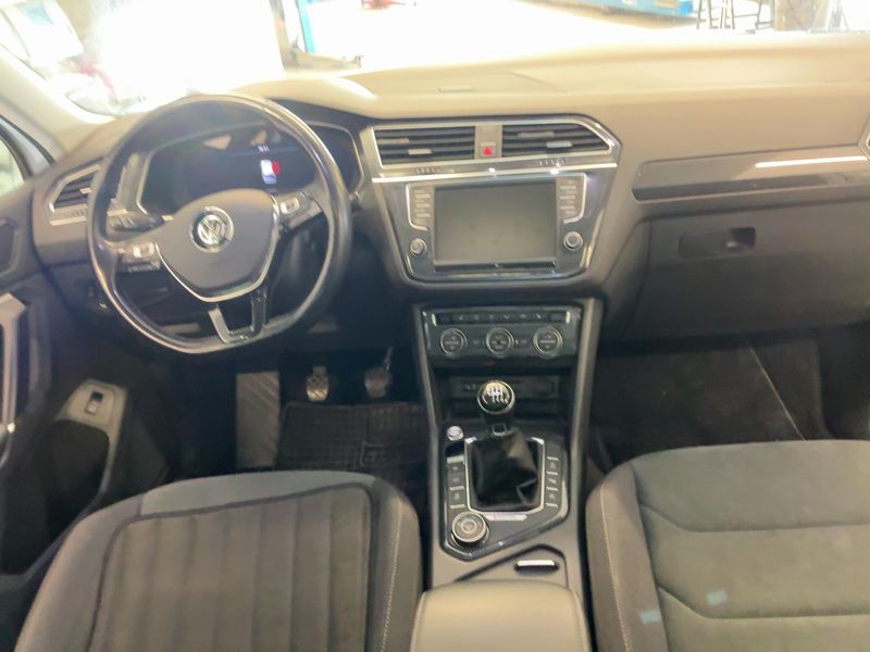 Volkswagen Tiguan 2.0 TDI Highline 4Motion BlueMotion Tech 2016 – снимка 18