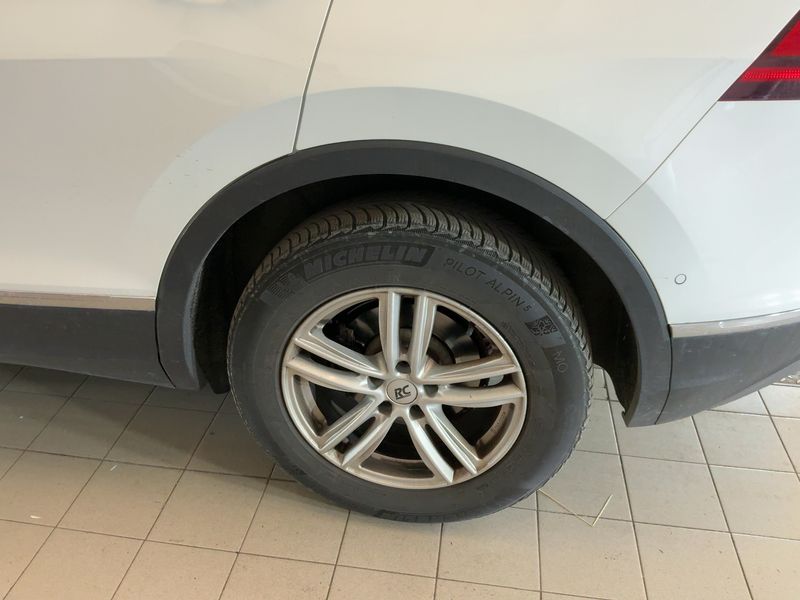 Volkswagen Tiguan 2.0 TDI Highline 4Motion BlueMotion Tech 2016 – снимка 5