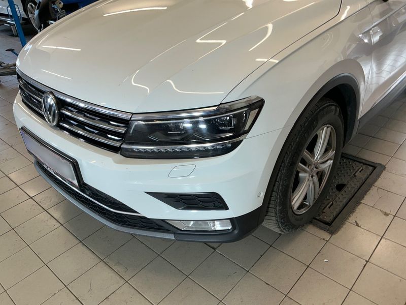 Volkswagen Tiguan 2.0 TDI Highline 4Motion BlueMotion Tech 2016 – снимка 38