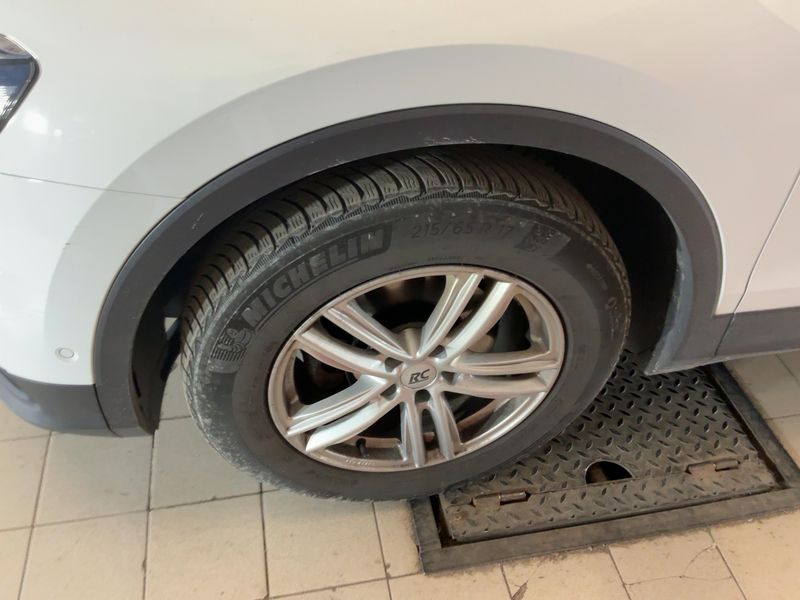 Volkswagen Tiguan 2.0 TDI Highline 4Motion BlueMotion Tech 2016 – снимка 3