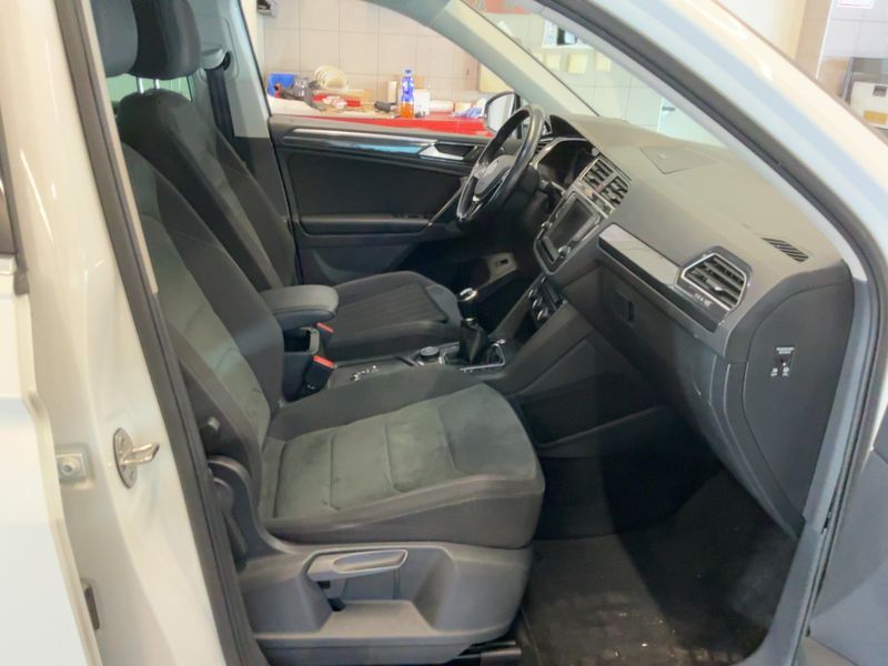 Volkswagen Tiguan 2.0 TDI Highline 4Motion BlueMotion Tech 2016 – снимка 17