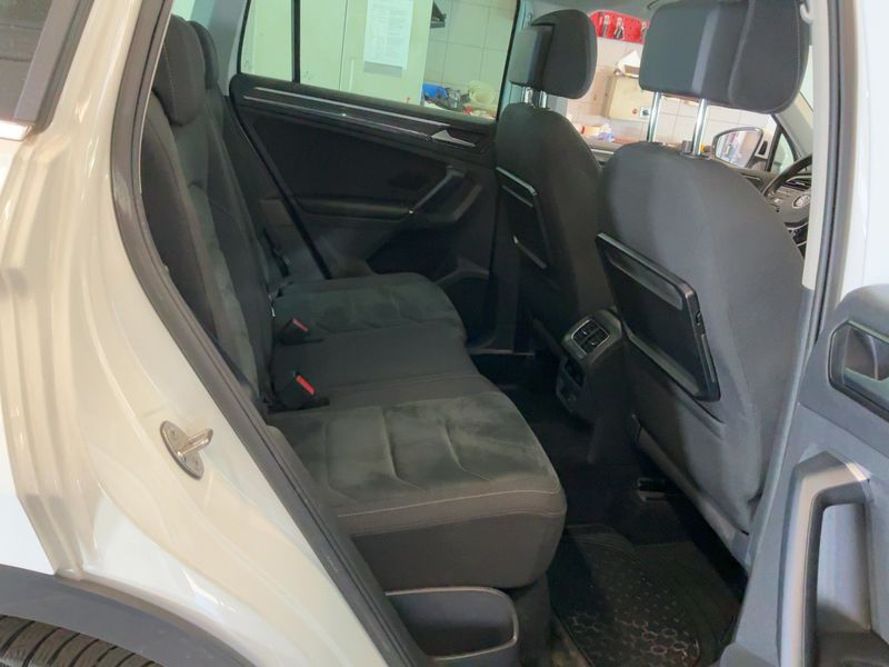 Volkswagen Tiguan 2.0 TDI Highline 4Motion BlueMotion Tech 2016 – снимка 20