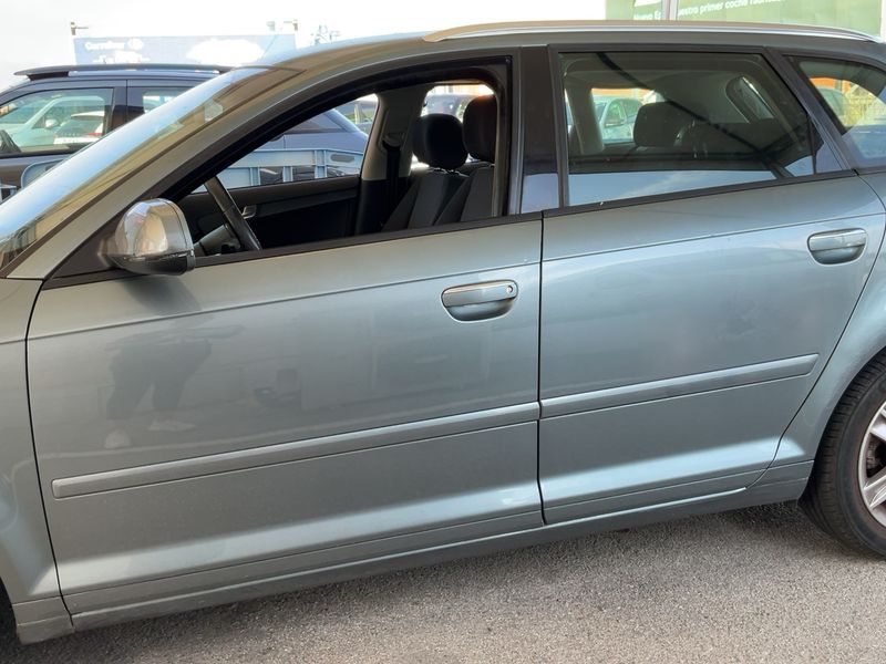 Audi A3 Sportback 1.6 TDI Attraction 2012 – снимка 4