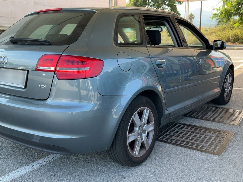 Audi A3 Sportback 1.6 TDI Attraction 2012 – снимка 8