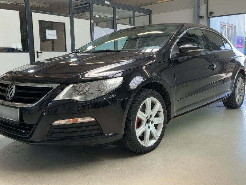 Volkswagen Passat CC 2.0 TSI 2009 – снимка 2