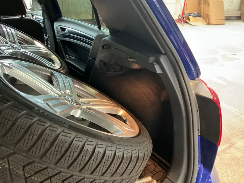 Volkswagen Golf VII 2.0 TSI R 4Motion BlueMotion Tech 2015 – снимка 32