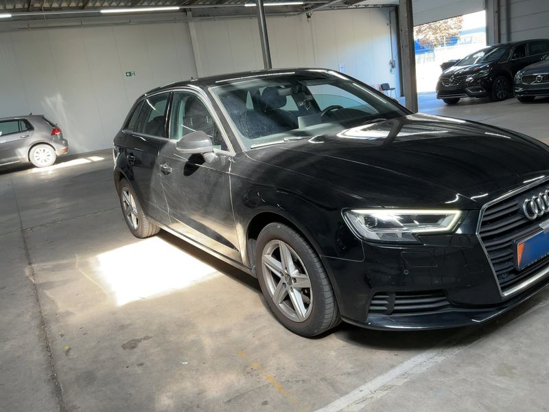Audi A3 Sportback 30 TFSI 2019 – снимка 12