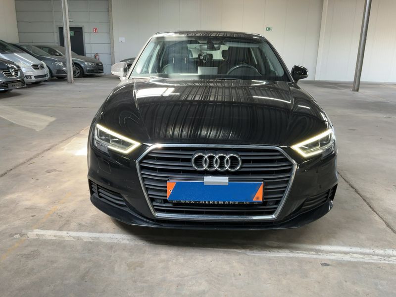 Audi A3 Sportback 30 TFSI 2019 – снимка 14