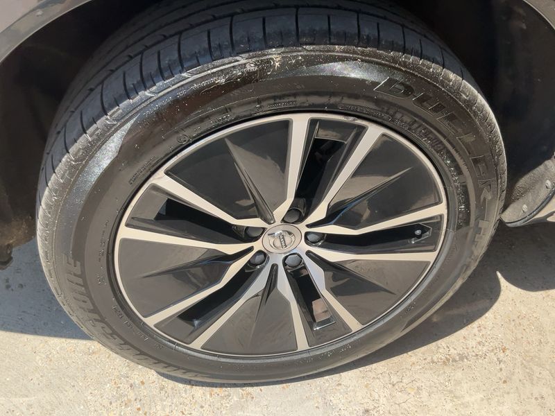 Volvo XC90 2.0 B5 Diesel Mild-Hybrid Momentum Pro AWD 2020 – снимка 9