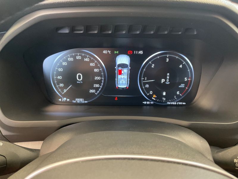 Volvo XC90 2.0 B5 Diesel Mild-Hybrid Momentum Pro AWD 2020 – снимка 18