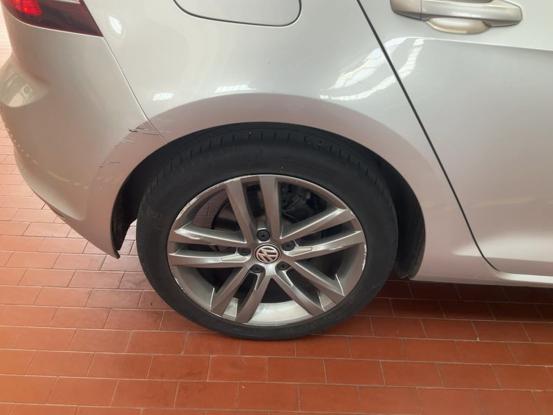 Volkswagen Golf VII 1.6 TDI Highline BlueMotion Tech 2014 – снимка 9