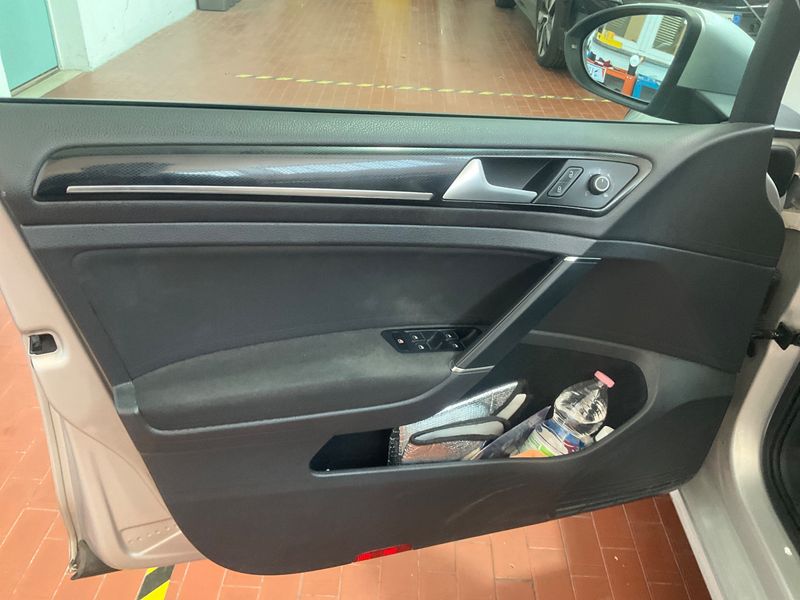 Volkswagen Golf VII 1.6 TDI Highline BlueMotion Tech 2014 – снимка 27