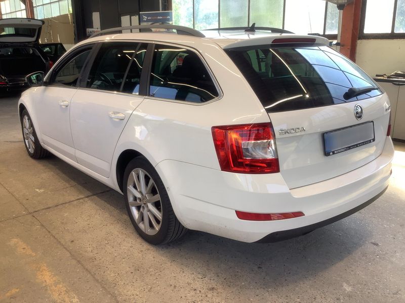 Skoda Octavia 2.0 TDI Elegance 2015 – снимка 6