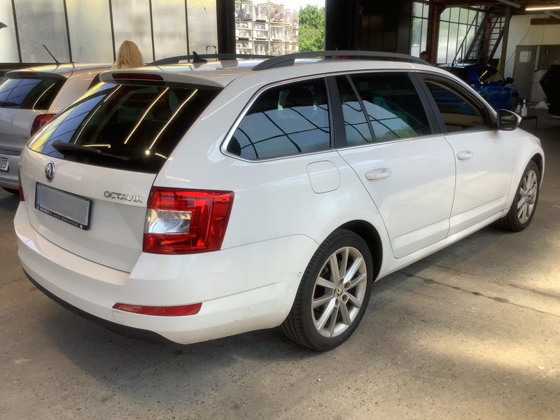 Skoda Octavia 2.0 TDI Elegance 2015 – снимка 8