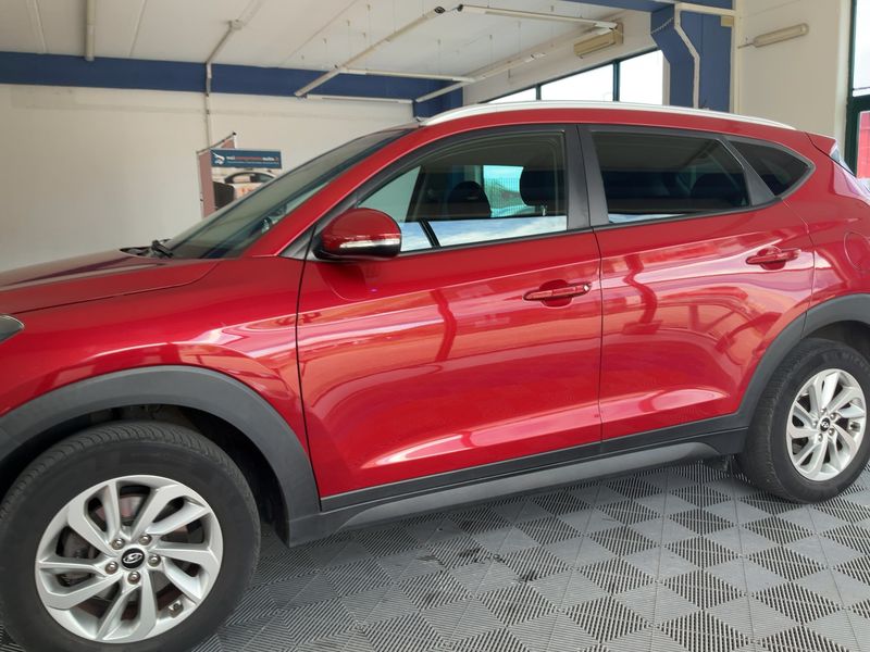 Hyundai Tucson 1.7 CRDi Comfort ISG 2WD 2017 – снимка 4