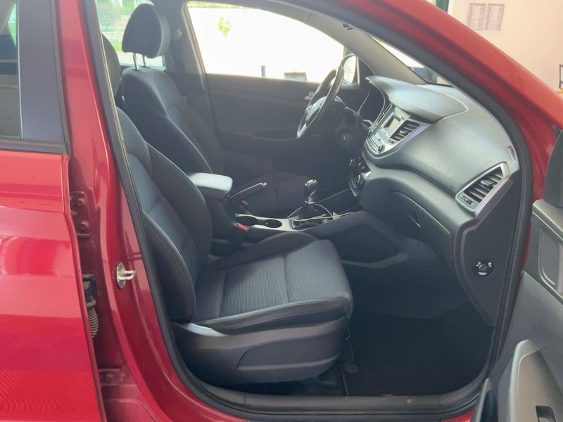 Hyundai Tucson 1.7 CRDi Comfort ISG 2WD 2017 – снимка 16
